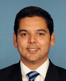 Photo of Raul Ruiz